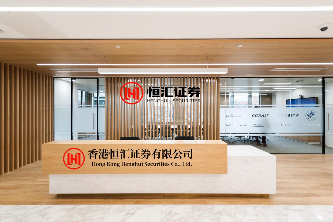 兴业配资 加币能否迎来反弹？加拿大央行释放重要信号，市场押注10月加息 美加USDCAD走势 2026-10-1 技术分析